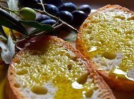 Brød oliven